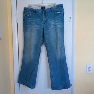 Squeeze bootcut jeans size 20w